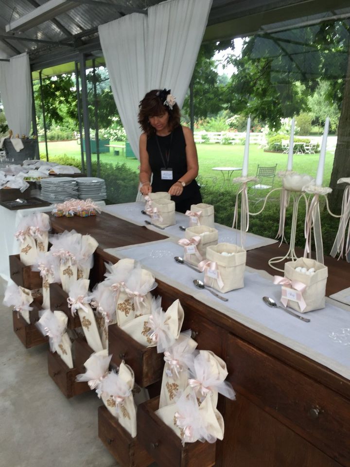 allestimento tavoli per cerimonie