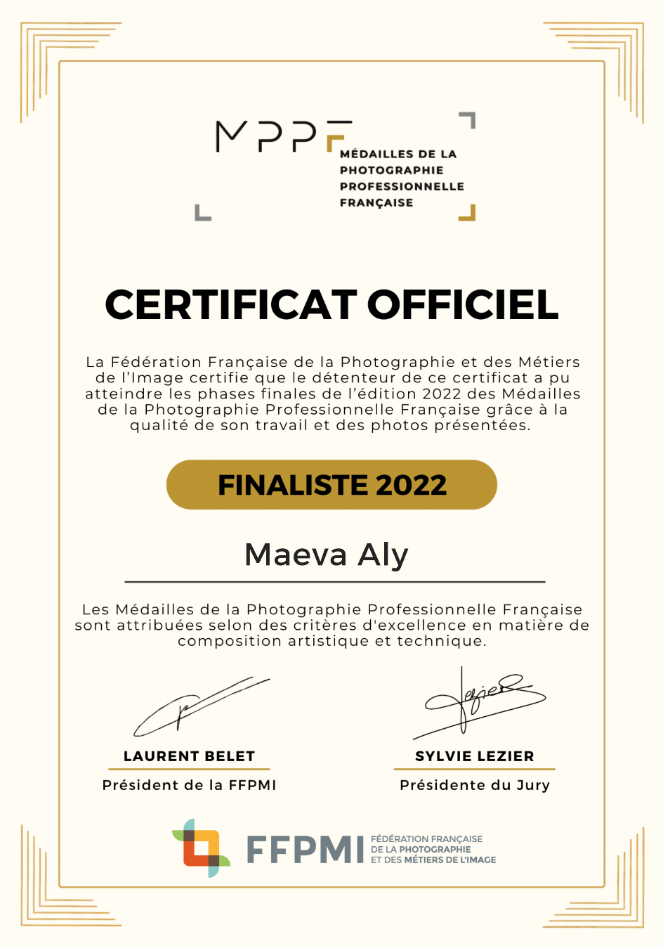 C'est un certificat sur lequel il est écrit finaliste 2022.
