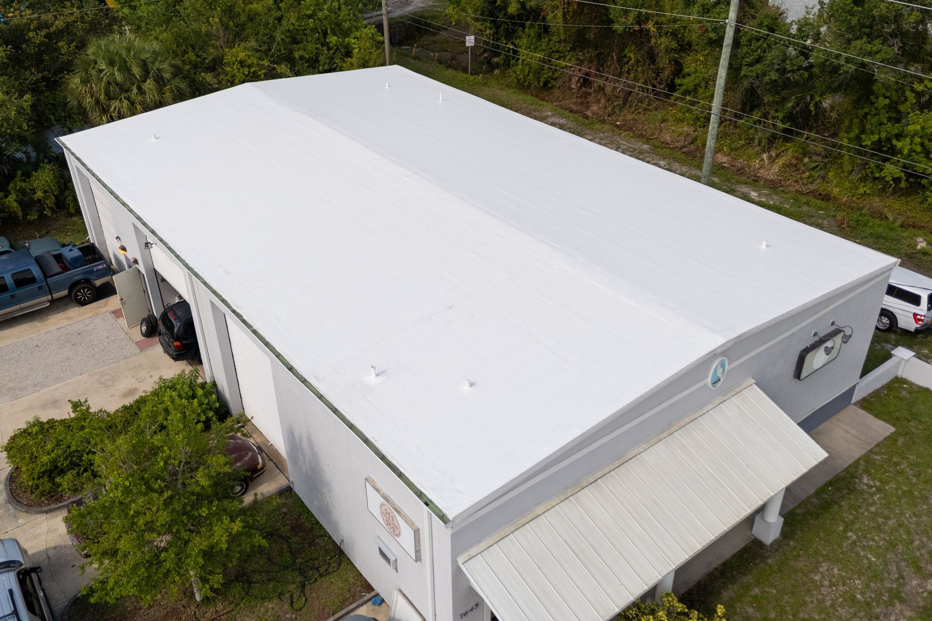 Commercial TPO roof installation in Melbourne, FL
