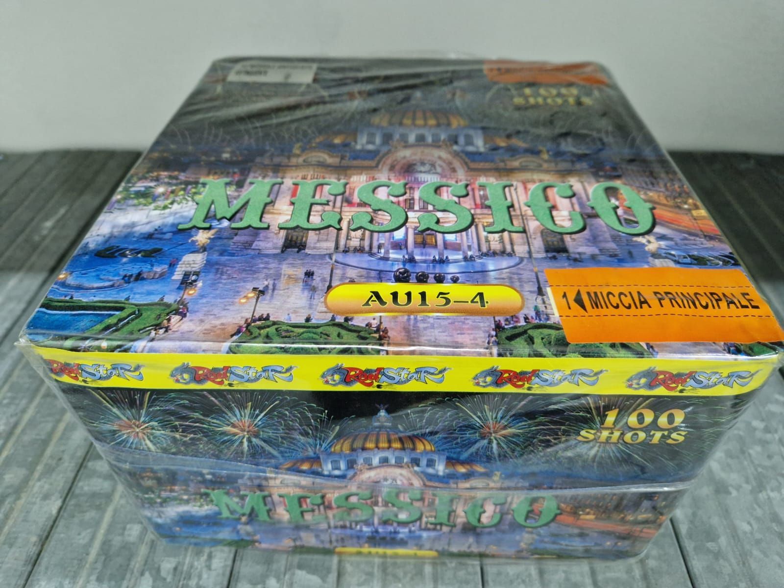 Scatola da gioco da tavolo colorata a tema Messico con grande titolo