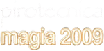 Testo con contorno dorato che recita “magia 2009” su sfondo chiaro