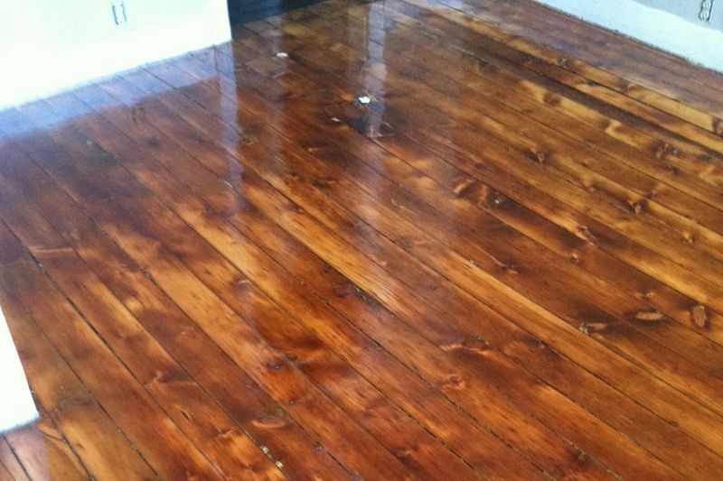 Shiny Hardwood Flooring Shiny Hardwood Flooring
