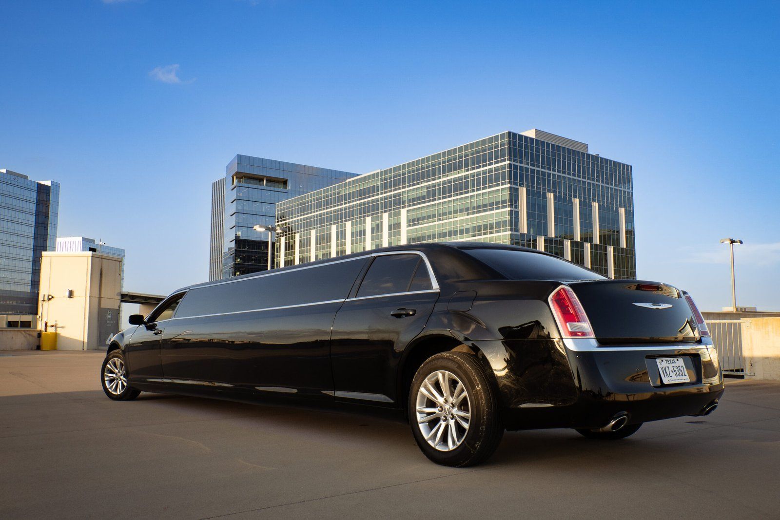 Wedding Day Perfect: The Role of Luxury Transportation service
