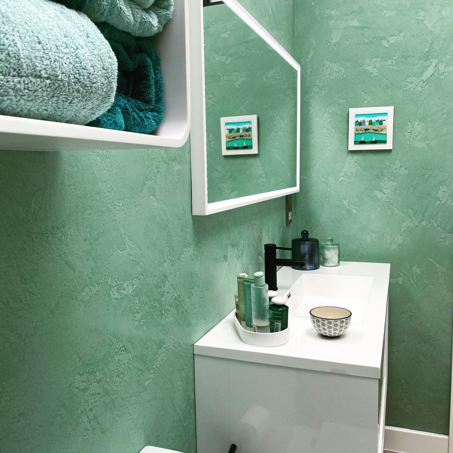 bathroom effects
