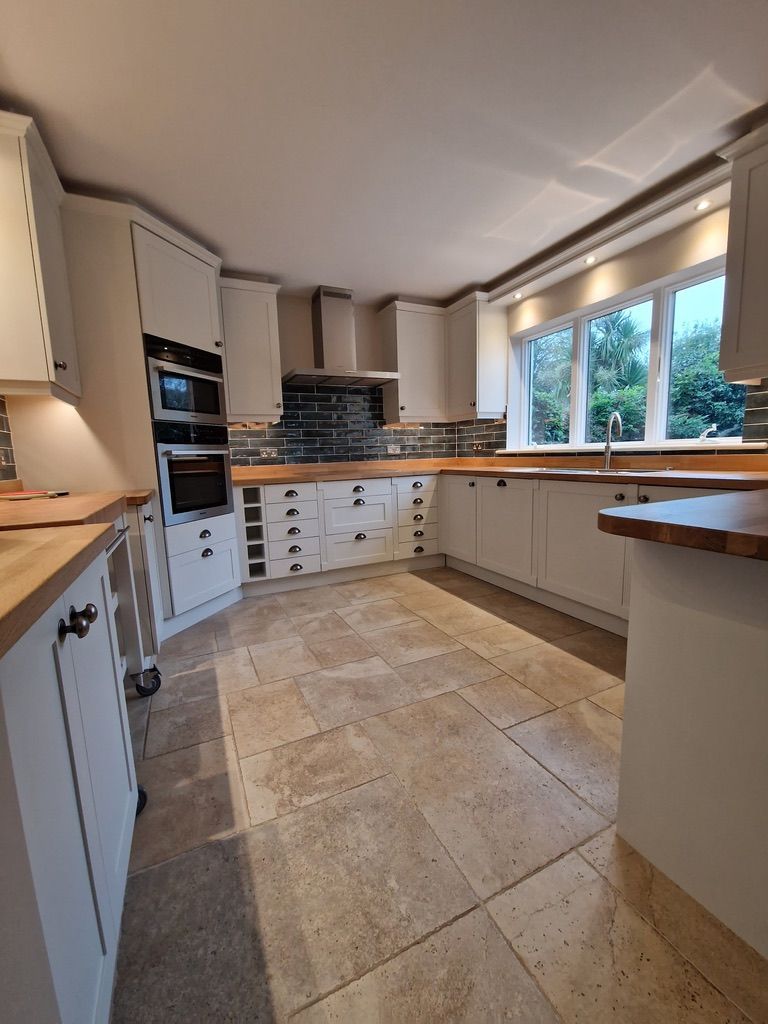 kitchen cabinet painting