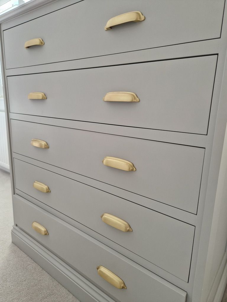 hand painting furniture