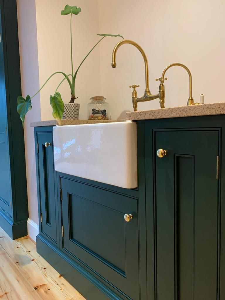 painting kitchen units