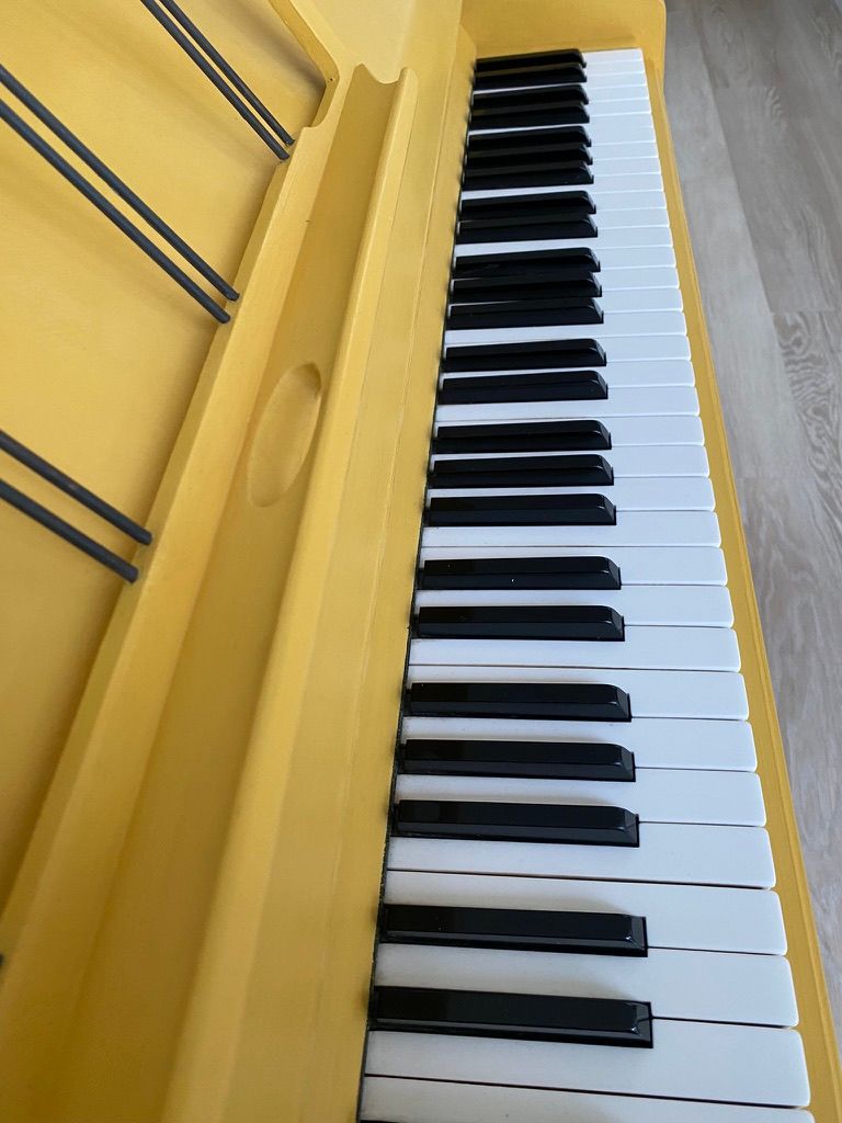 piano paint