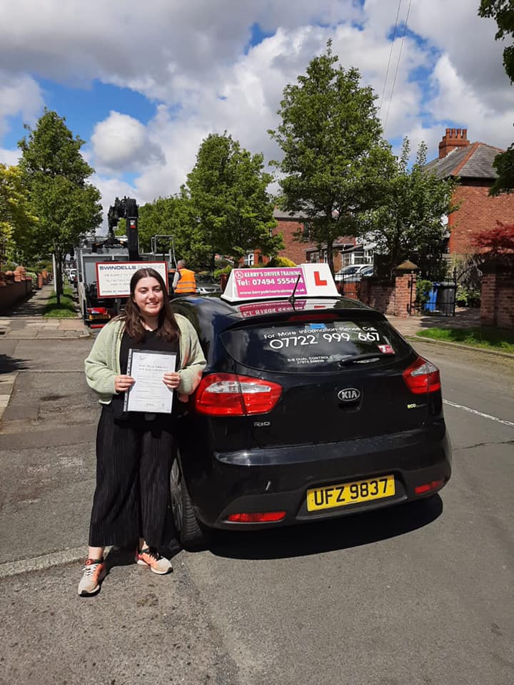 driving instructor warrington Kerrys driver training