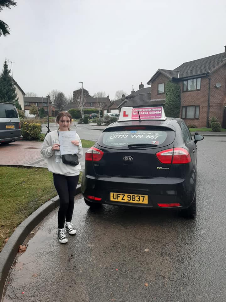 driving instructor warrington Kerrys driver training