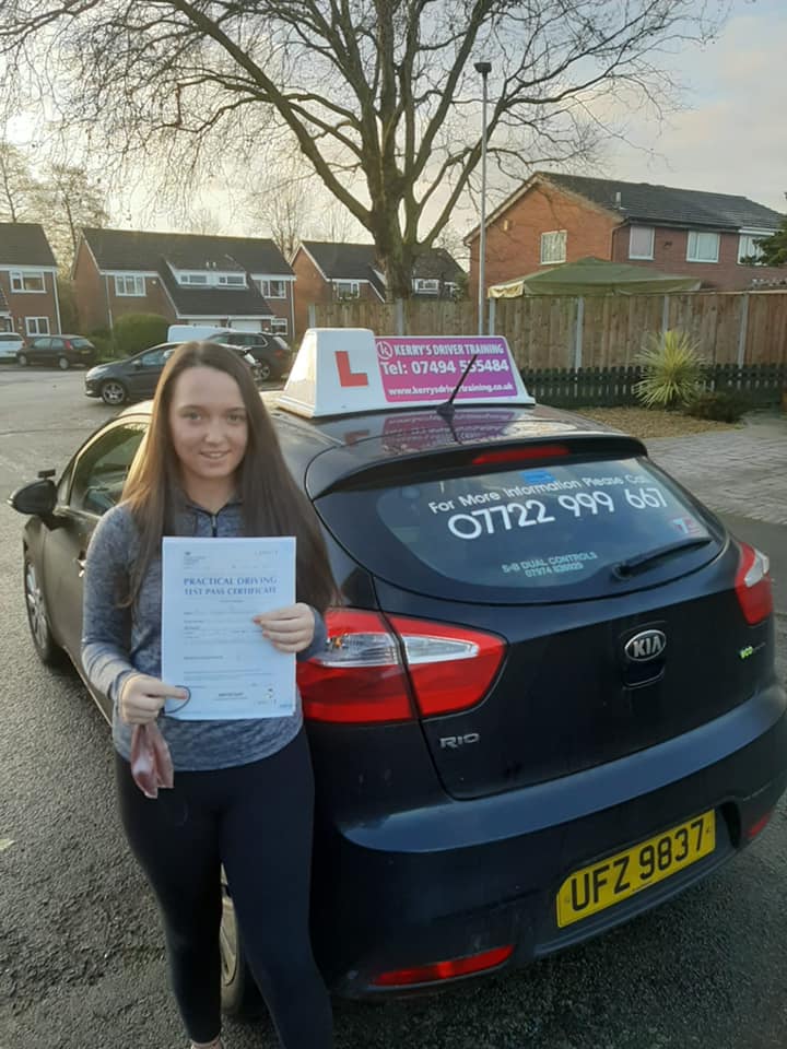 driving instructor warrington Kerrys driver training