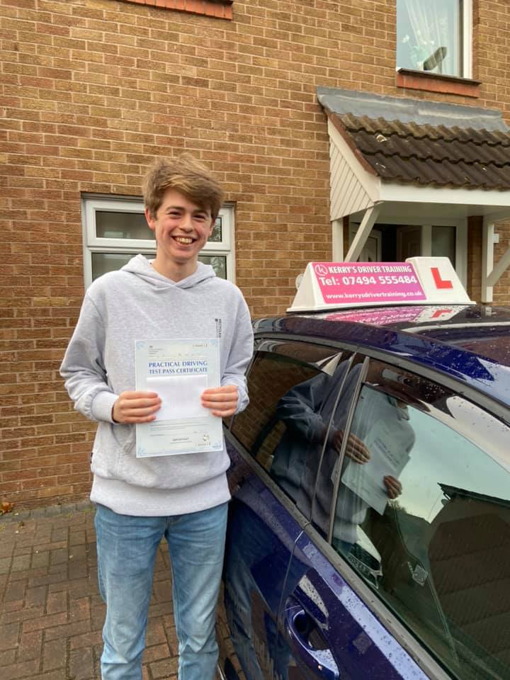 driving instructor warrington Kerrys driver training