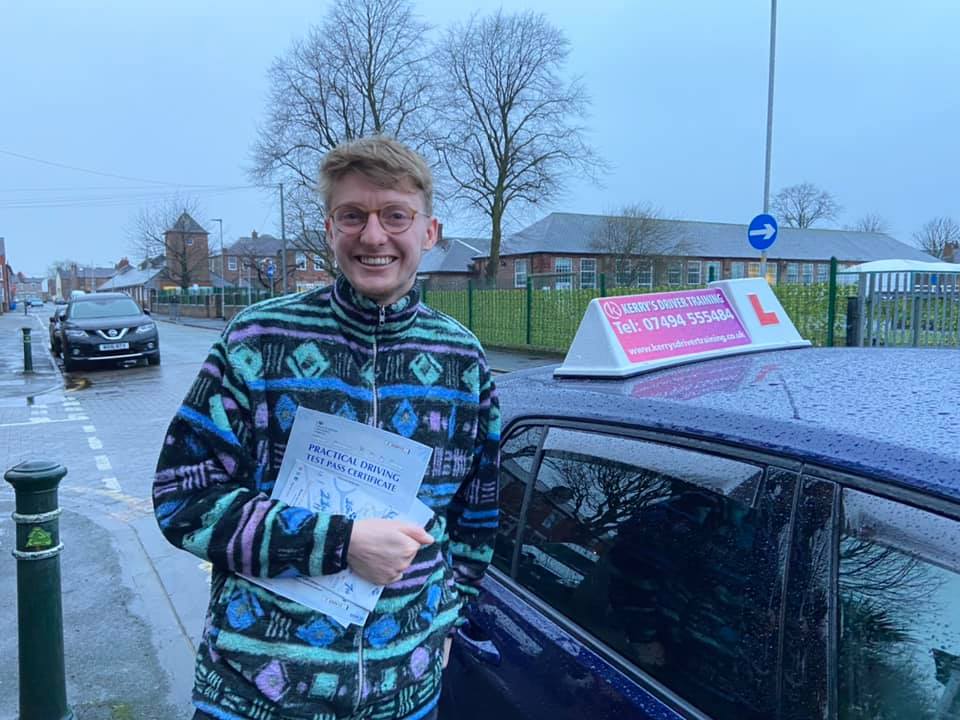 driving instructor warrington Kerrys driver training