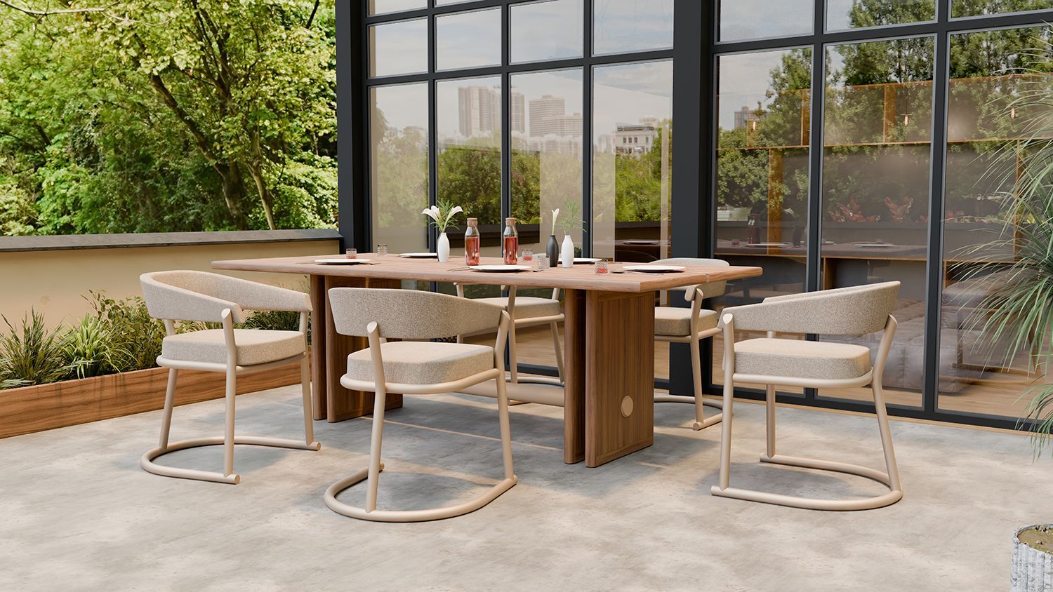 MORETTI DINING CHAIR