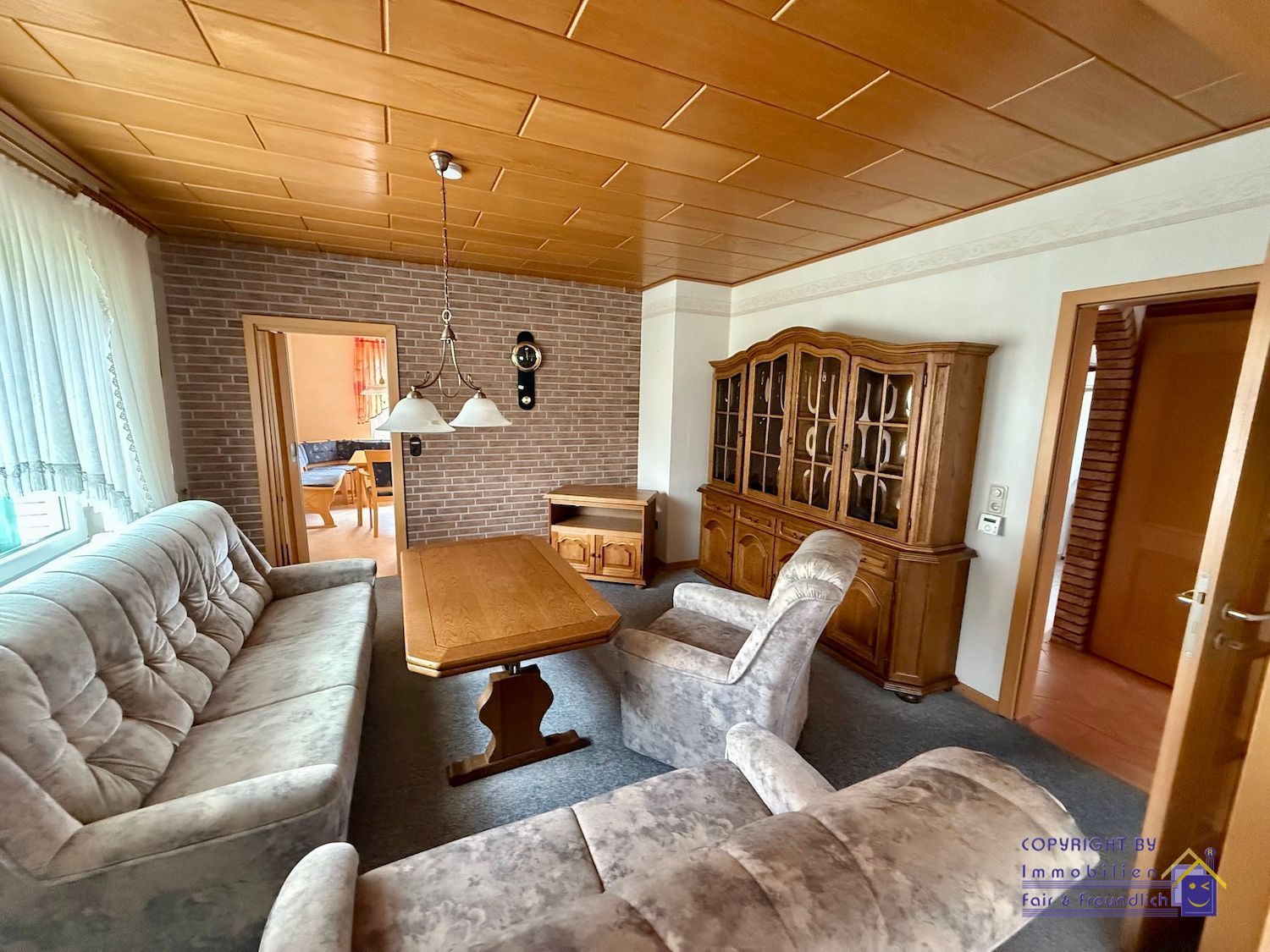 Bungalow mit Doppelgarage in Moormerland