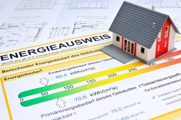 Energieverbrauchsausweis u. Energiebedarfsausweis
