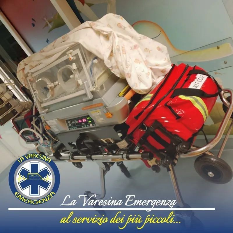 Trasporto sanitario con assistenza a un paziente anziano