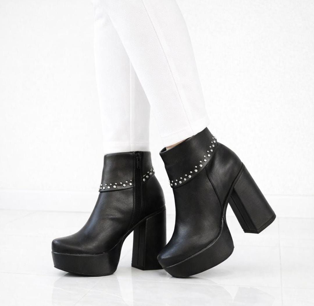 Zapatos Altos NV