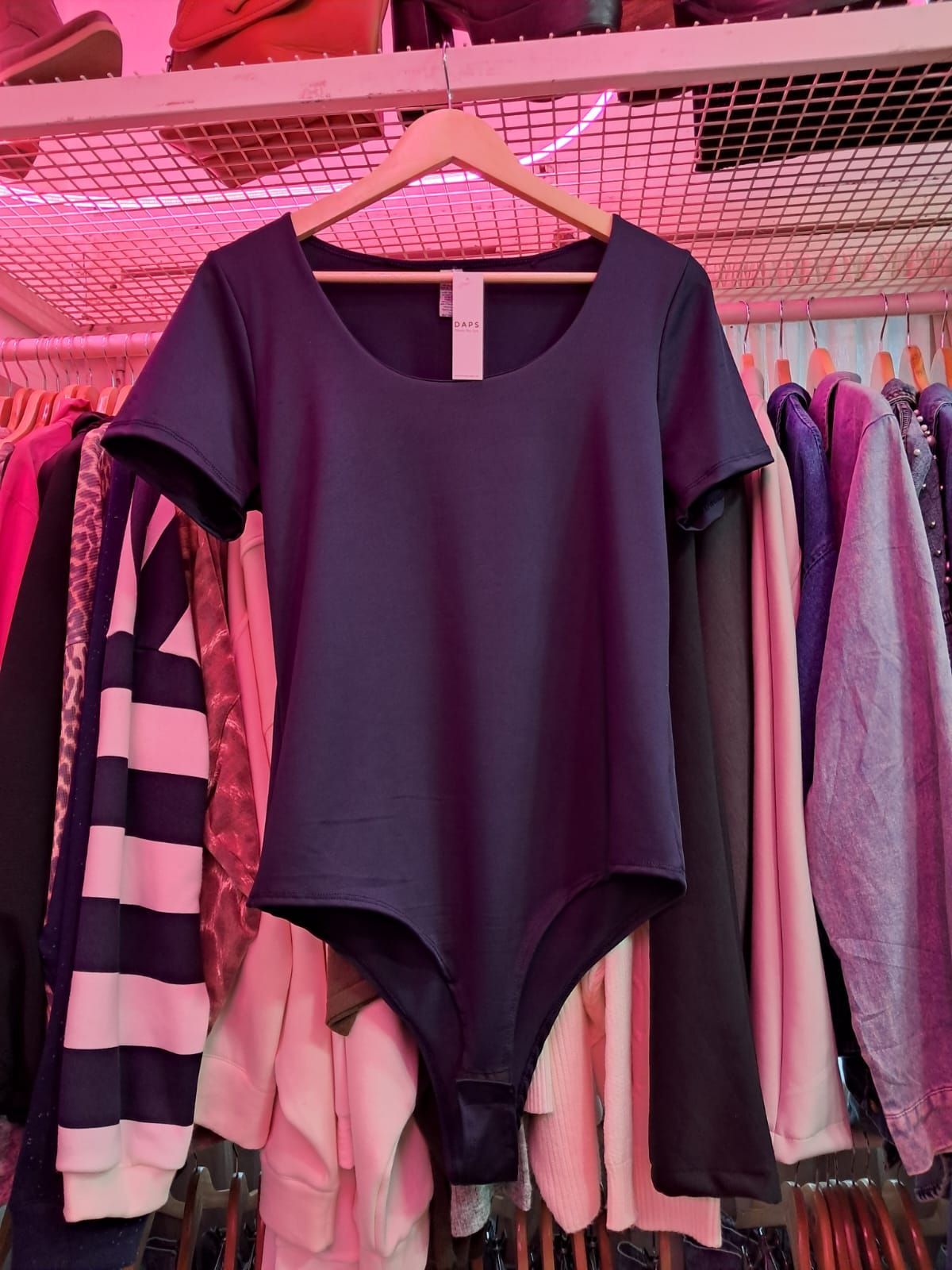 Body básico cuello redondo