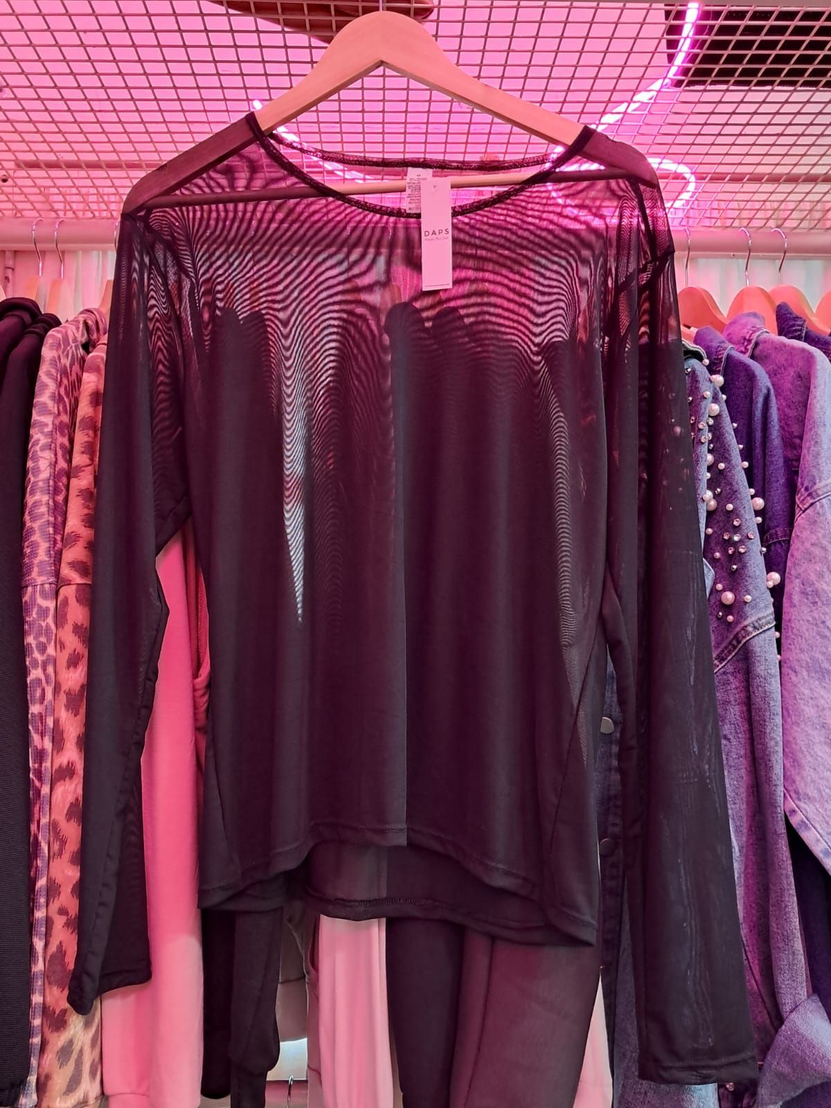 Remera manga larga microtul negro