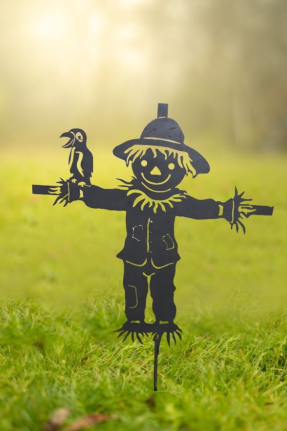 Scarecrow Design Metal Silhouette Sculpture - Corten Steel Garden Art