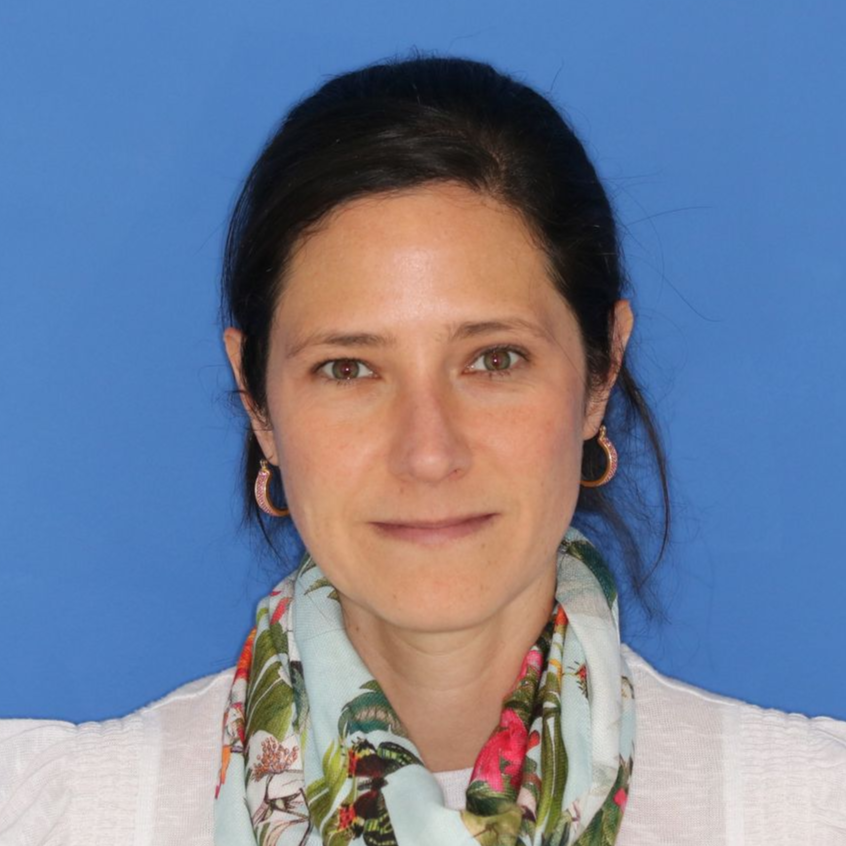 Woman smiling for the camera for a before CO2 laser treatment photo