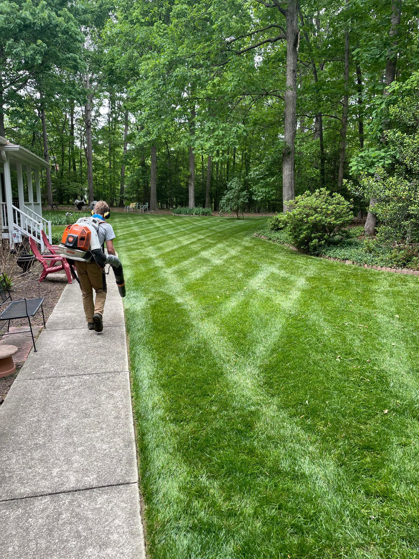 lawn mowing in chesterfield