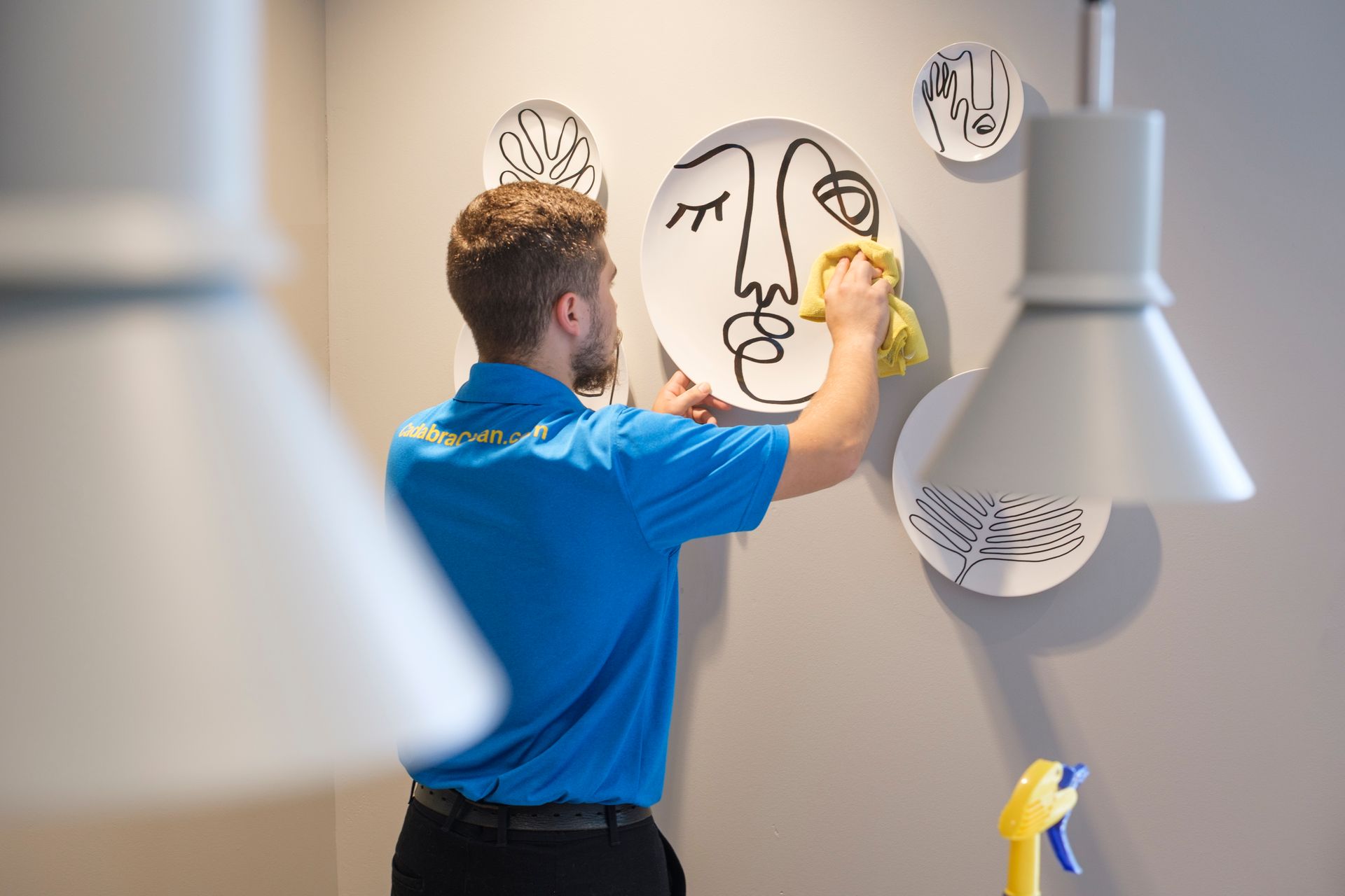 Office building cleaning company near me 