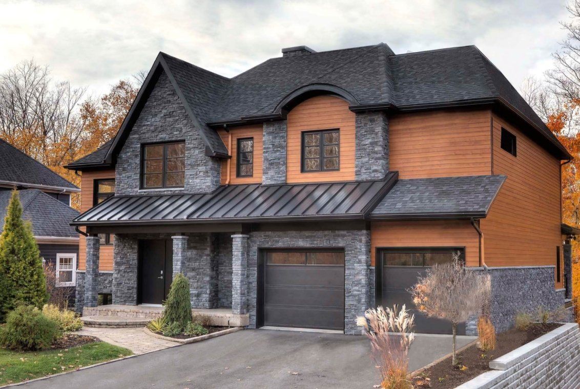 House with Fusion Stone on exterior