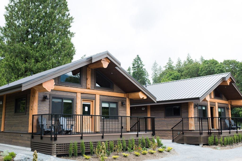 WoodTone Siding Rustic Series Lap and Shakes in Aspen Ridge