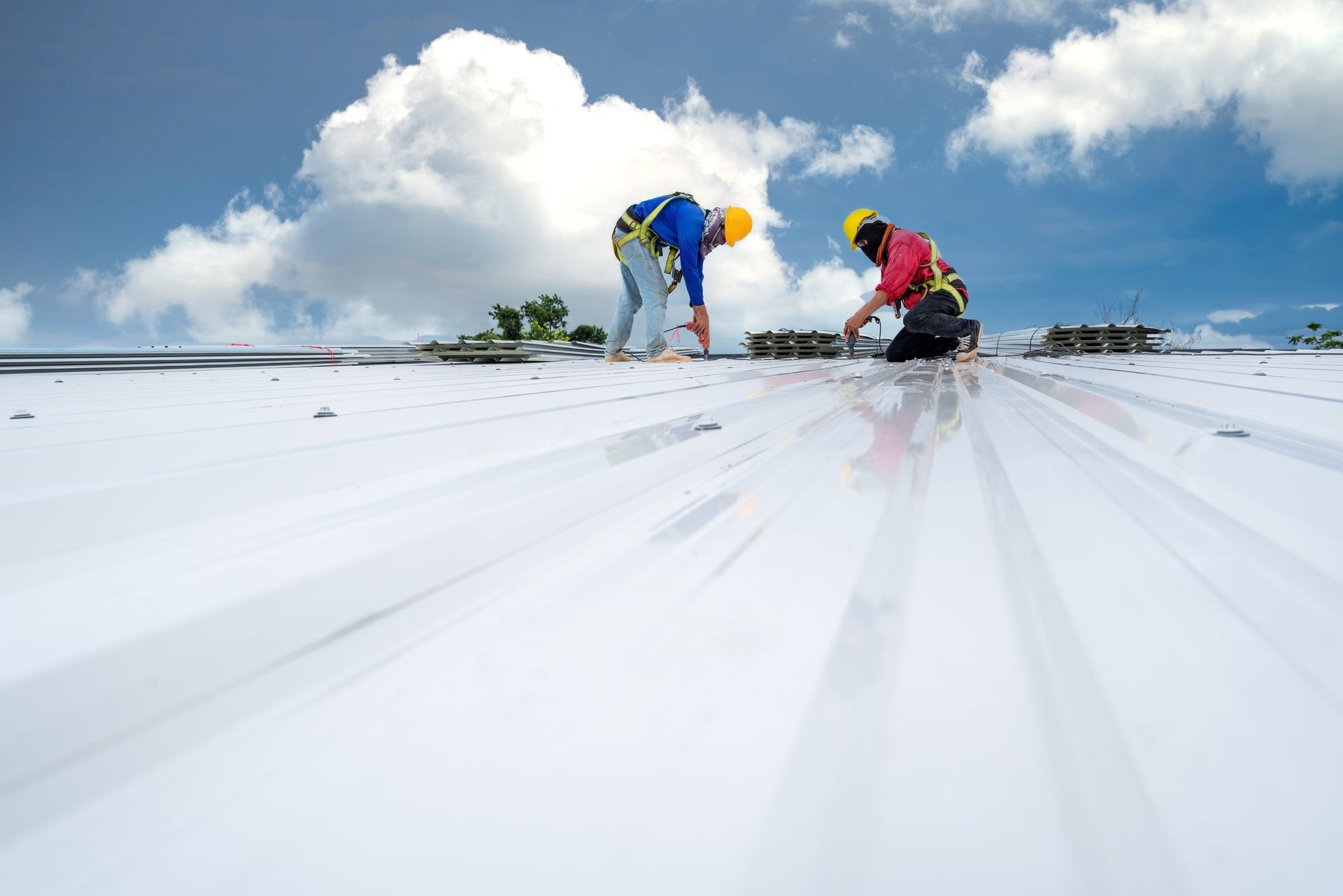 Commercial Metal Roof Installation – Diversified Roofing Commercial Metal Roof Installation – Diversified Roofing