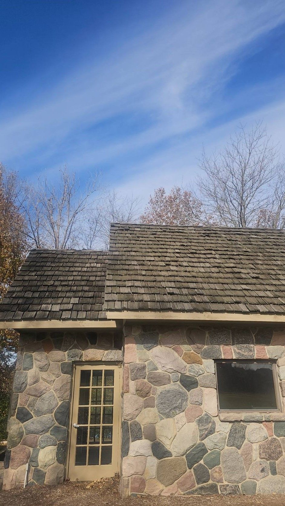Before Cedar Shake Roof – Diversified Roofing
