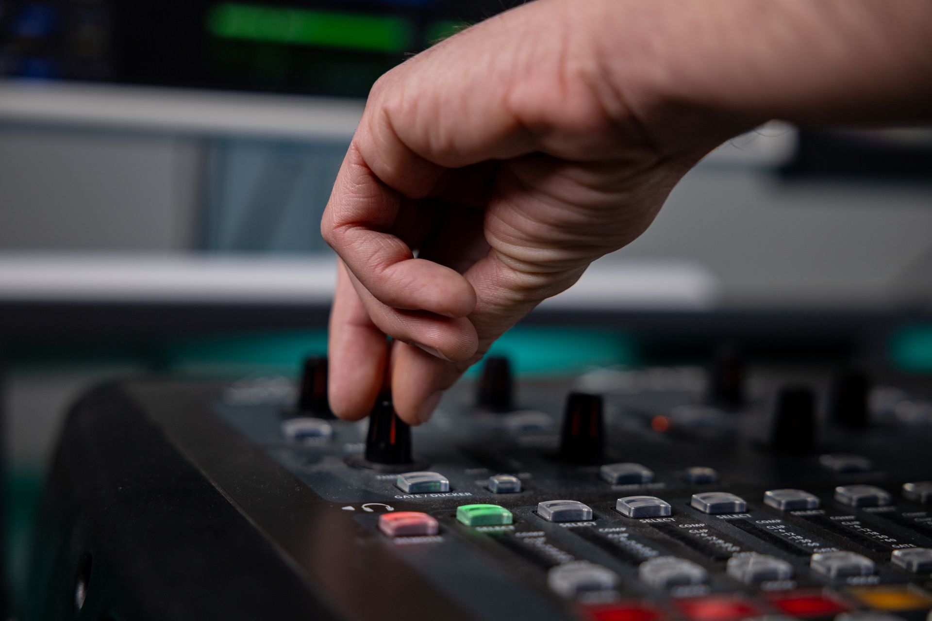 Beim Mixing dreht man nicht nur an Knöpfen - es kommt auf die Feinheiten und das technische KnowHow an. 