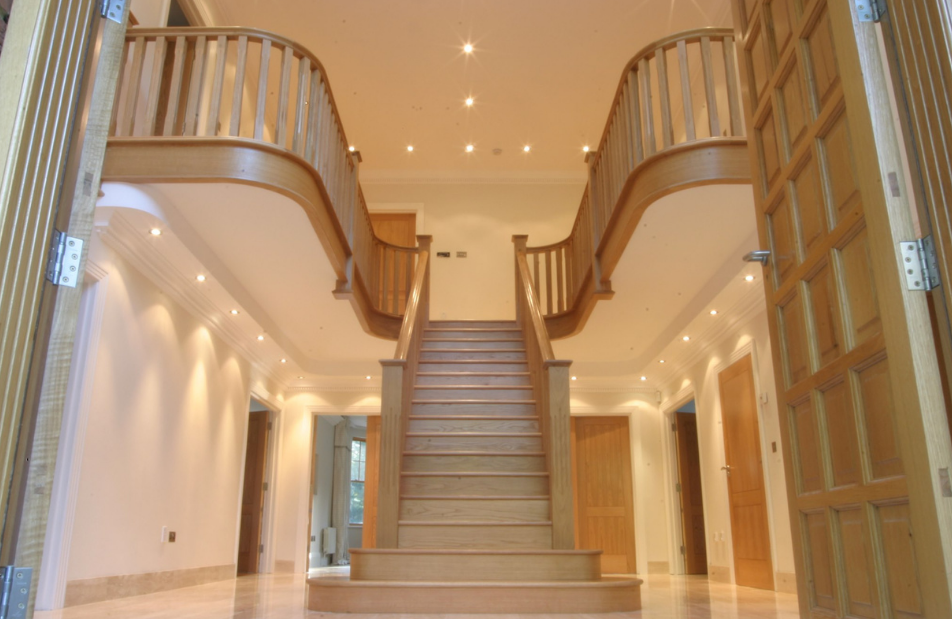Is a Bespoke Staircase Worth the Investment? 6 Reasons Why It’s a Smart Choice for Your Home
