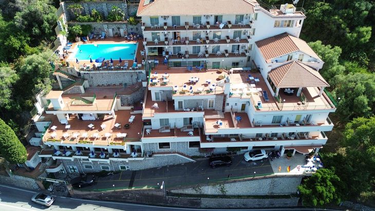 Bay Palace Hotel