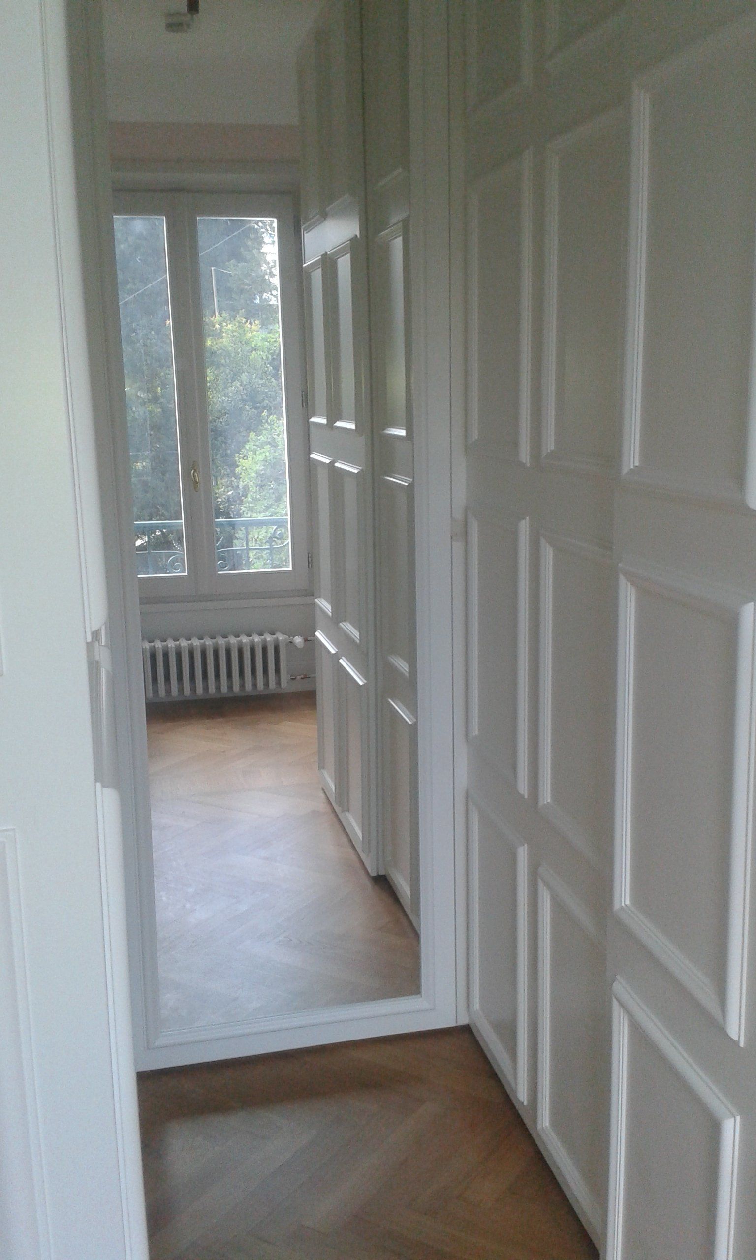 porta interna in legno laccato bianco