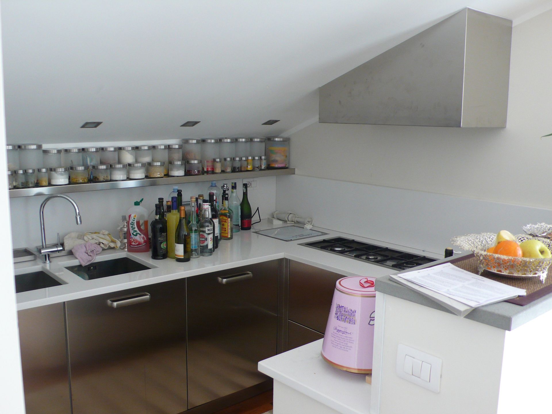 cucina angolare su misura