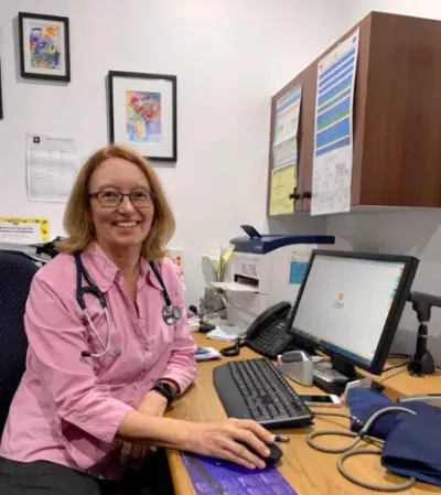 Dr Rachel Bidgood Headshot