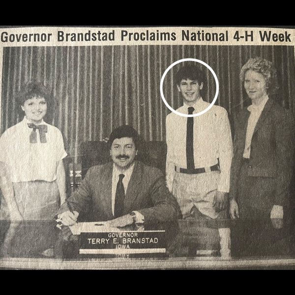 McGowan with Governor Terry Brandstad announcing
National 4-H Week (October 1984).