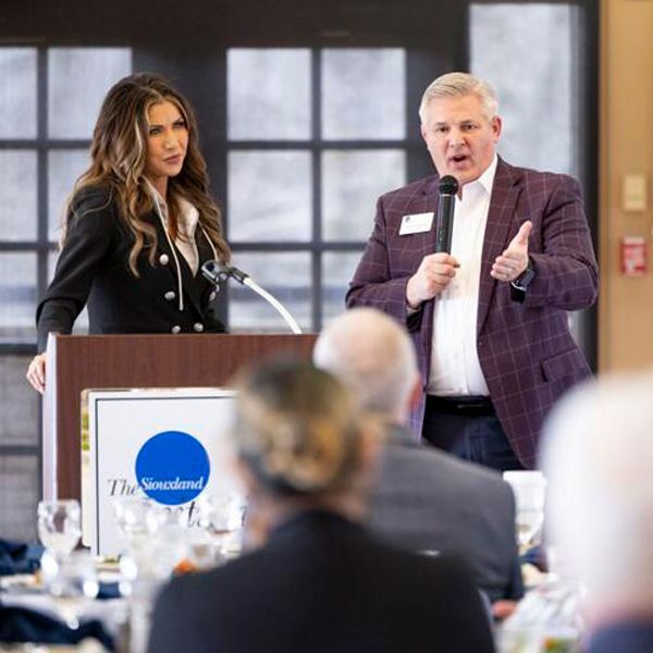 Promoting The Siouxland Initiative
with South Dakota Governor Kristi Noem (2024).