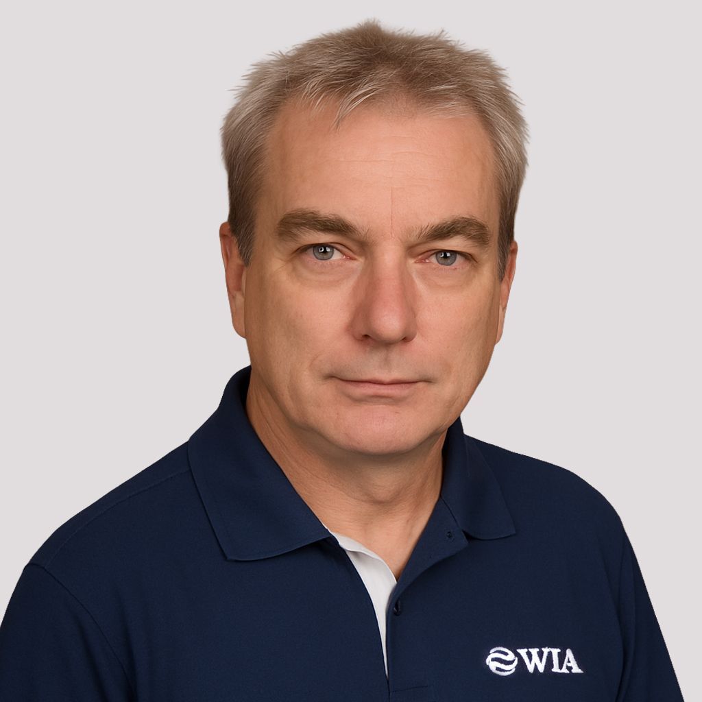 Portrait of Warna Rathnasekara, Manager - Software Engineering at WIA Systems
