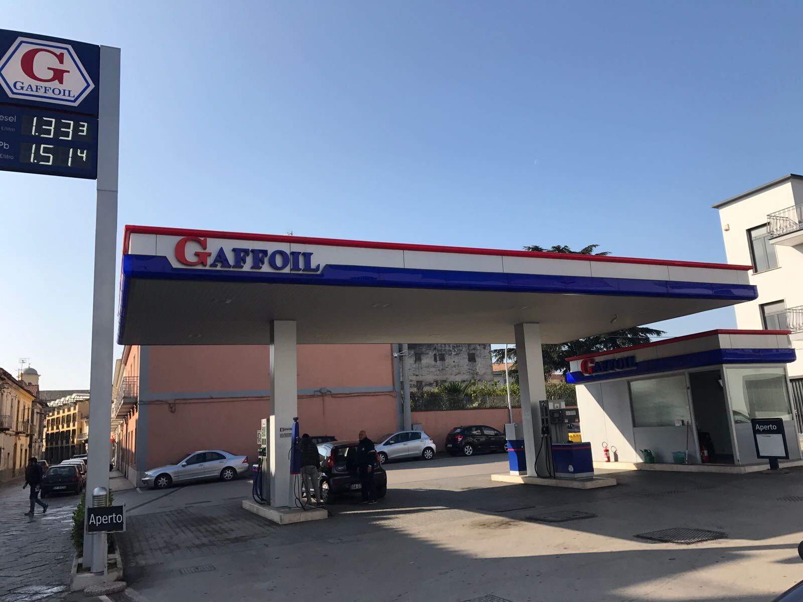 rifornimento carburanti  a S. Maria Capua Vetere