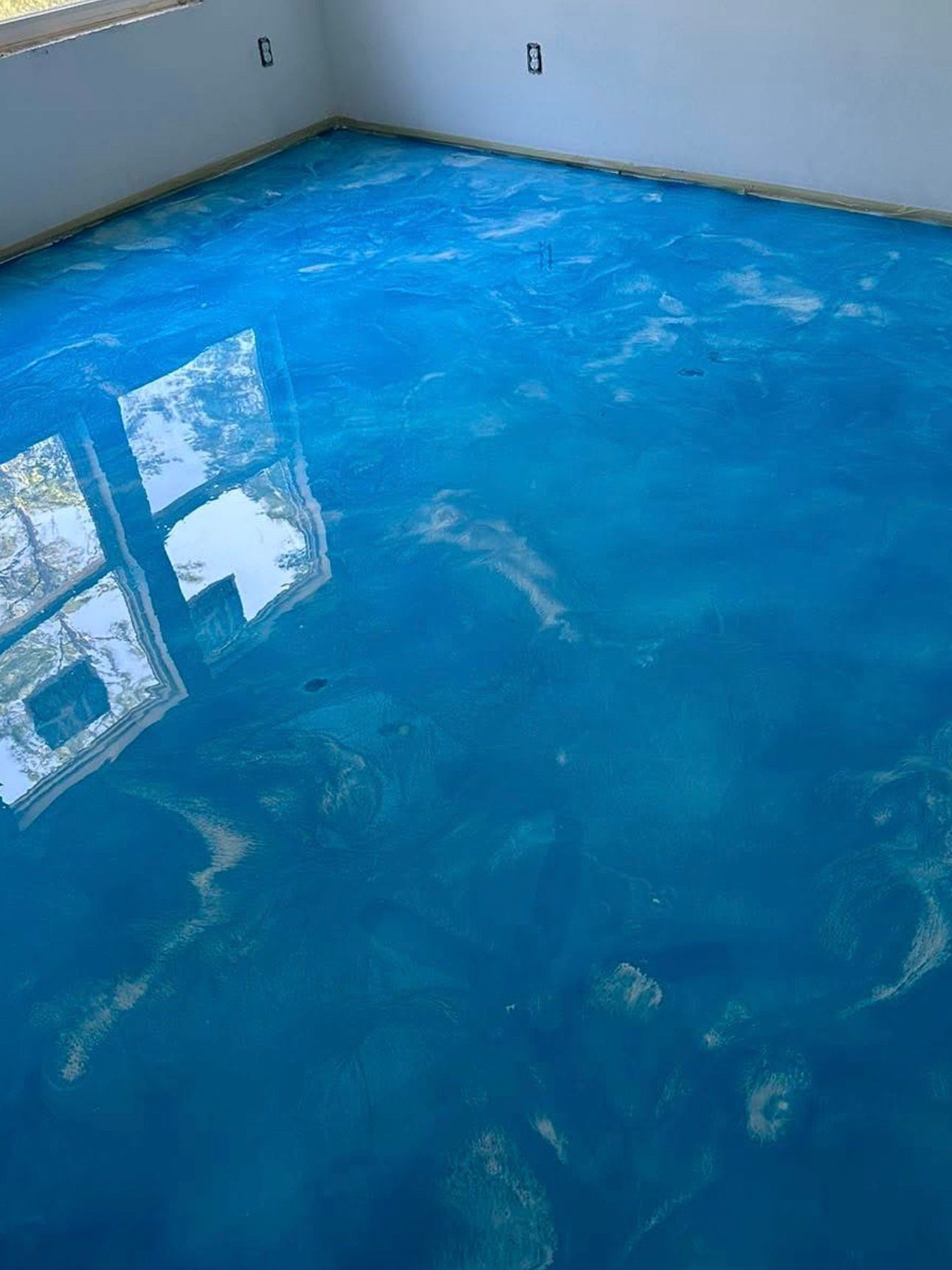 Metallic Reflector Enhancer Concrete Flooring Offered  With Epoxy and Polyaspartic Urethane.