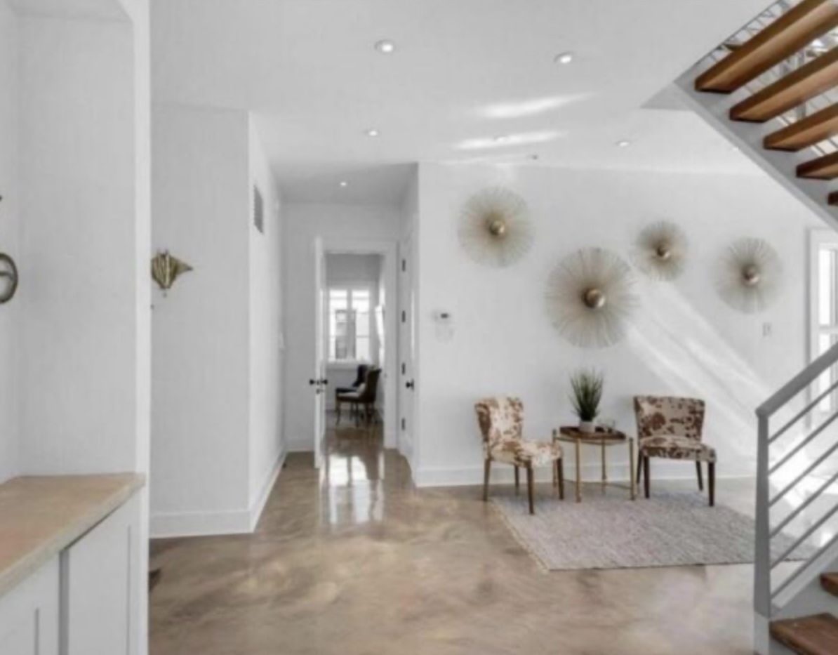Metallic Reflector Enhancer Concrete Flooring Offered  With Epoxy and Polyaspartic Urethane.