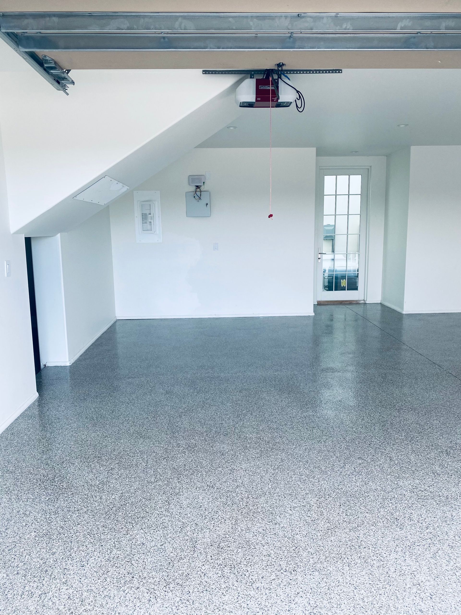 Vinyl chip flake appilcations.