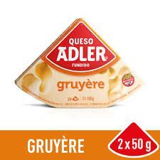 Cuña de queso Gruyère Adler en paquete rojo y blanco; dos porciones de 50 g.