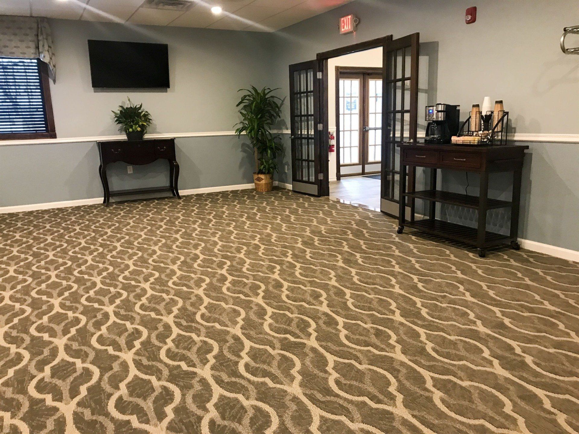 funeral home facility mountain room with refreshments