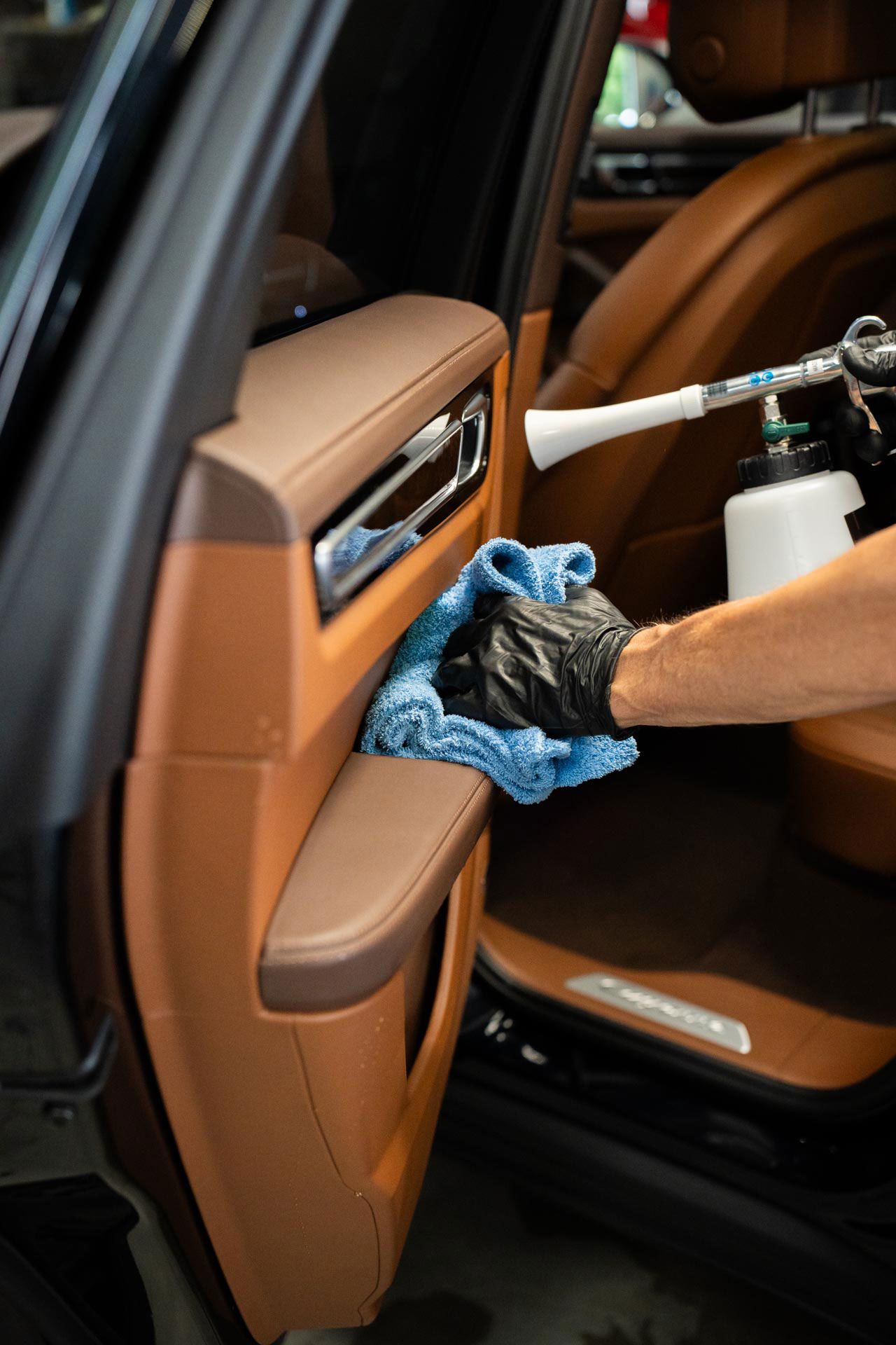 Interior & Exterior Detailing
