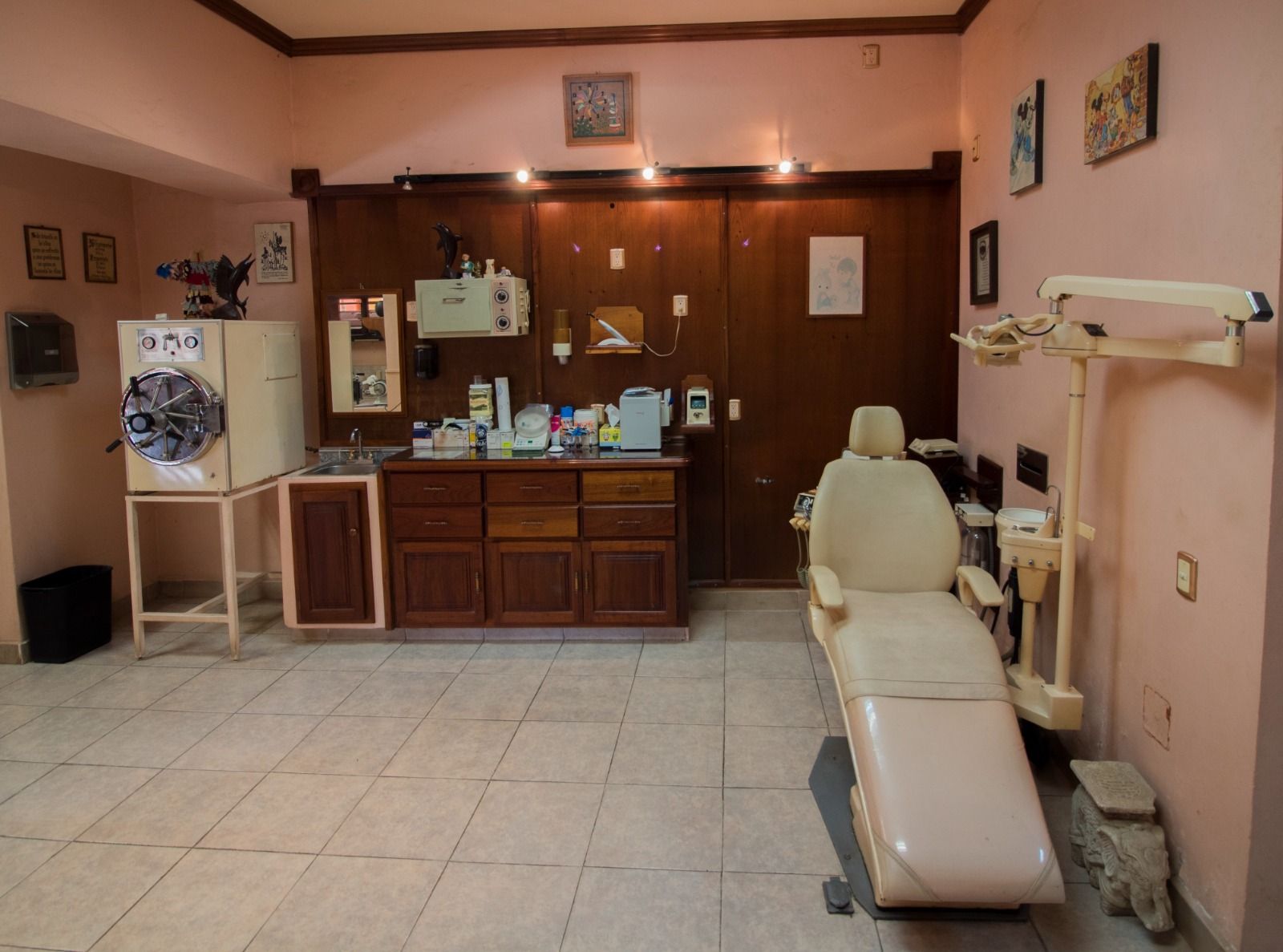 CONSULTORIO DENTAL DR.ULISES MOTA - Extracciones dentales