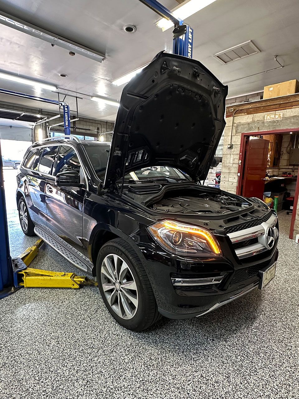 Mercedes 5